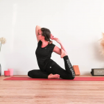 Posture Yoga Duplex Coaching